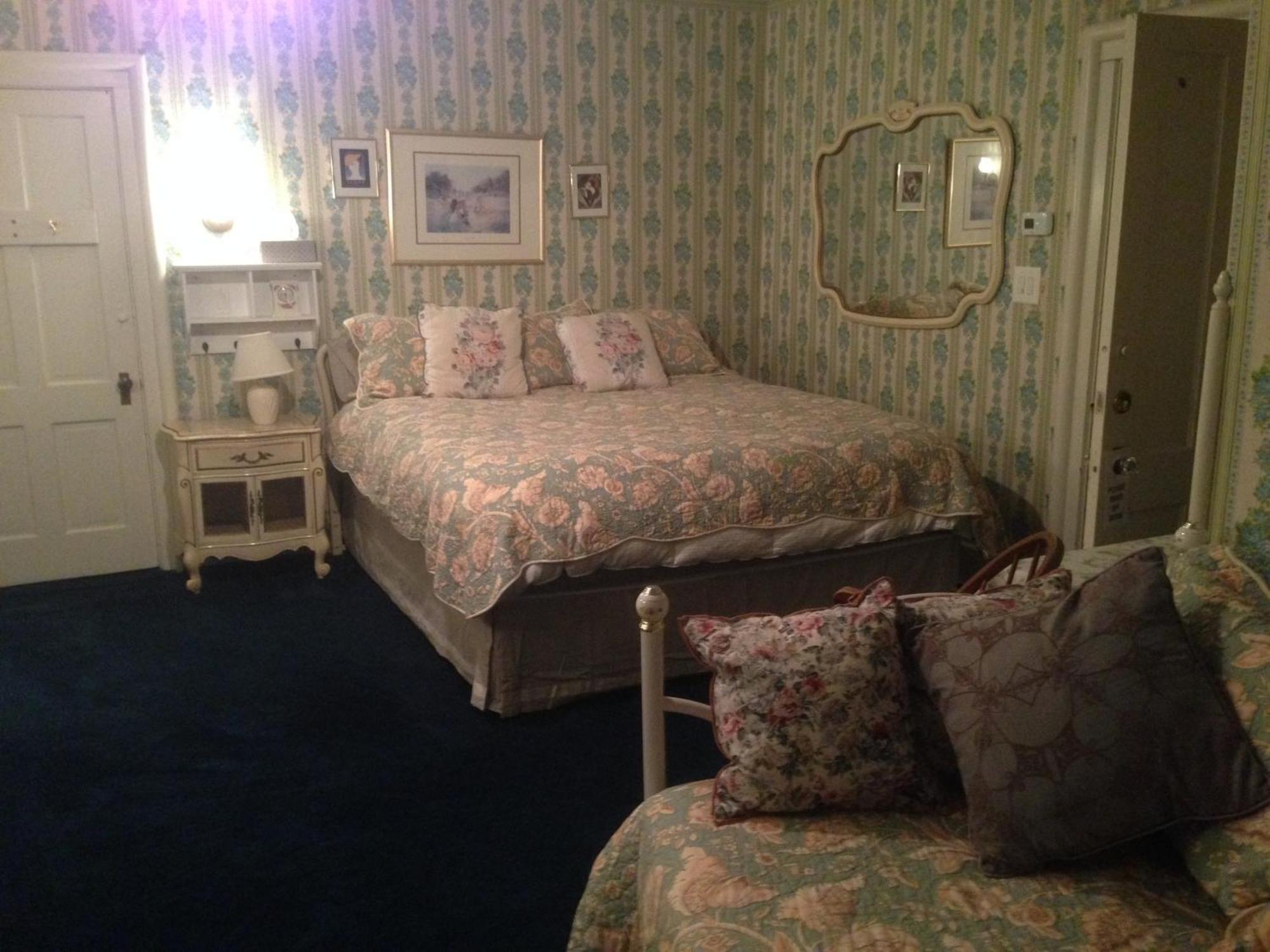 Joslyn House Bed and Breakfast Bingen Exteriör bild